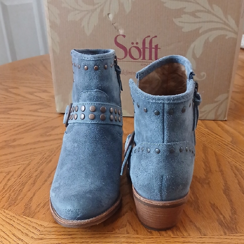 Sofft Blue Suede Ankle Booties with Studs - Picture 3 of 9